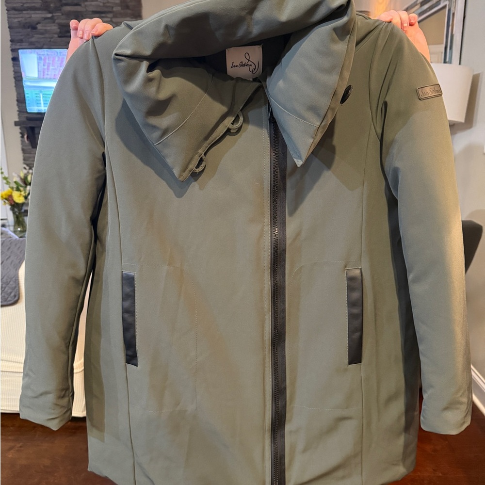 Sam Edelman Women's Green Puffer Jacket - Picture 7 of 8